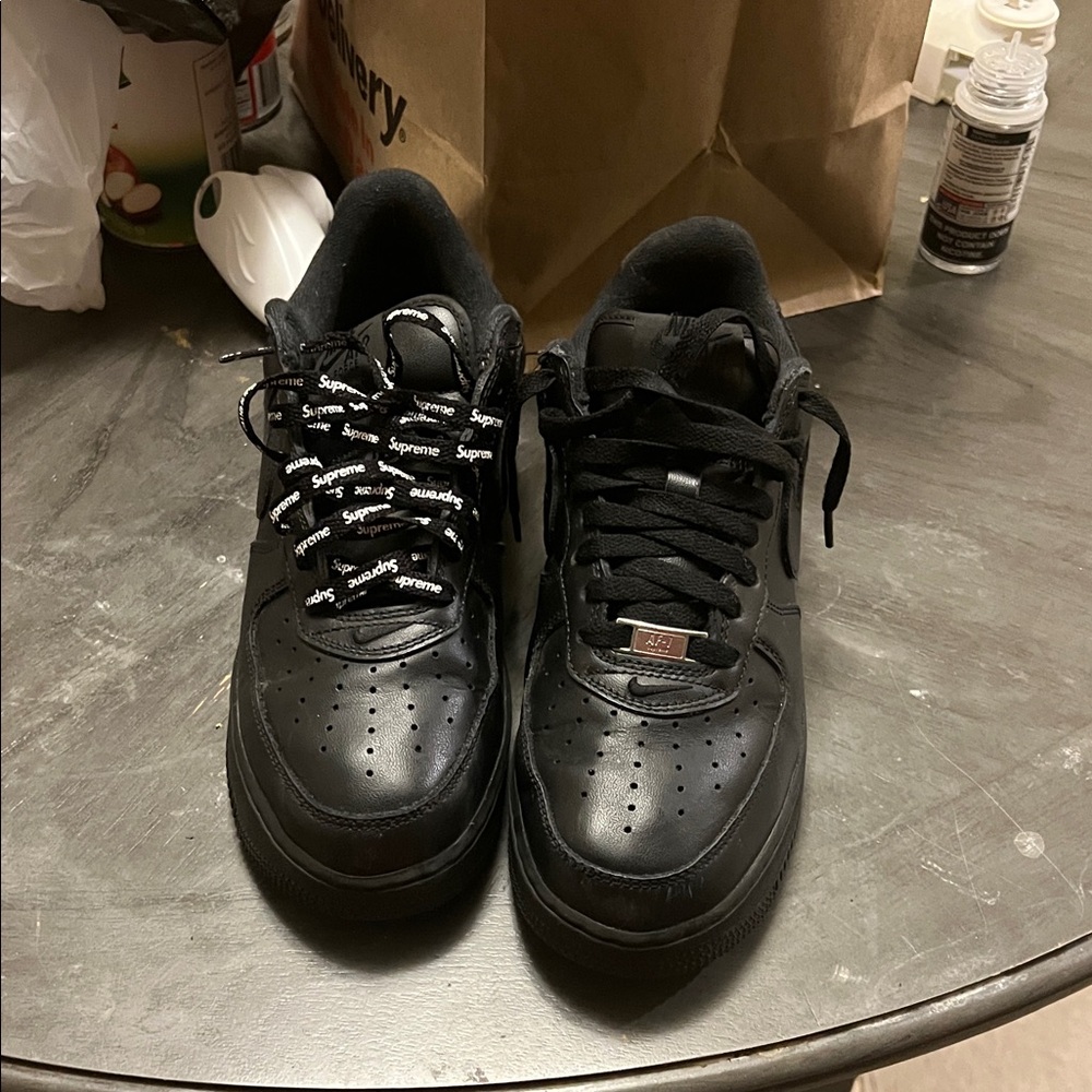 Supreme Black Men's Sneakers with Logo Laces